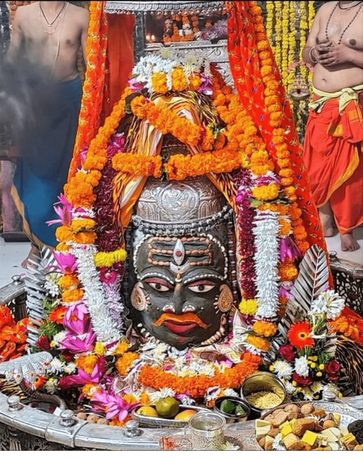 ఒక కంట ప్రేమతో… ఒక కంట కరుణతో…