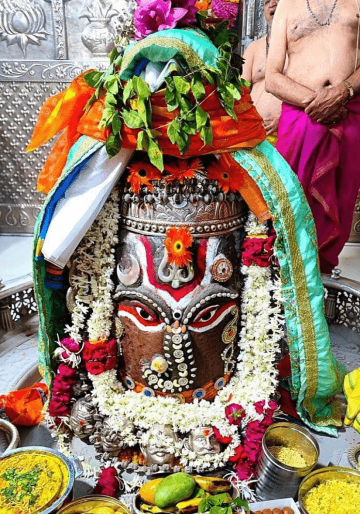 ఏక దంతాయా నీరాజనం…