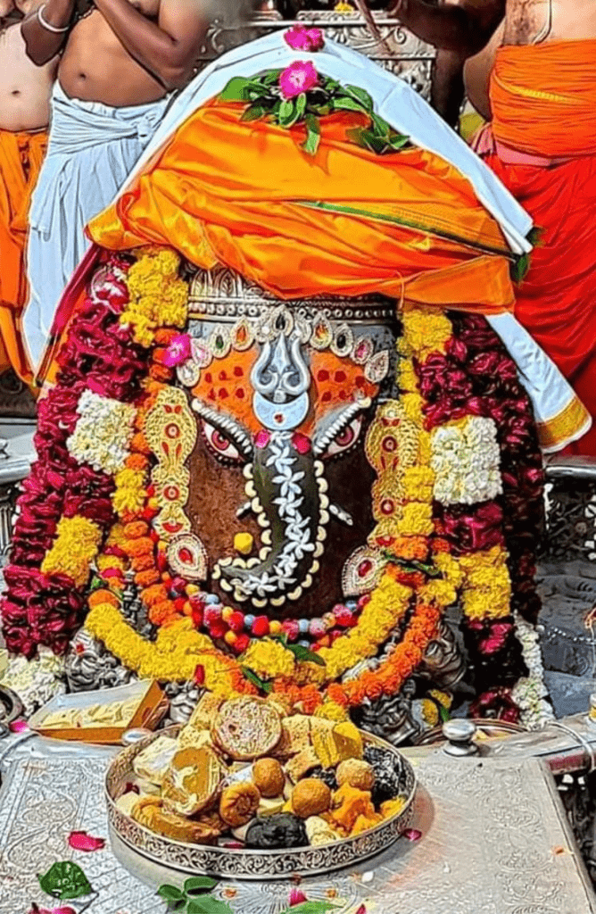 త్రిశూల తిలకాంకృత గణ నాయకా…