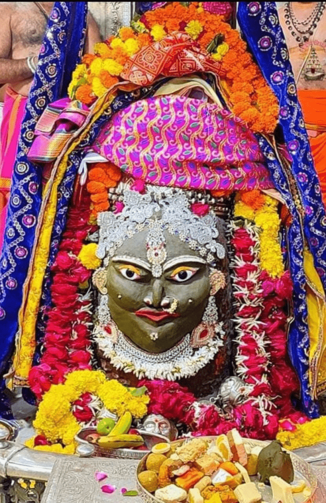 అఖిలాండ కోటి బ్రహ్మాండ నాయకీ..